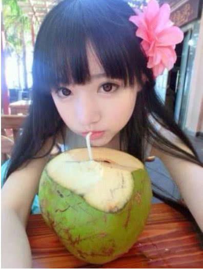 抖音网红波波安吖吃瓜,揭秘抖音网红幕后故事